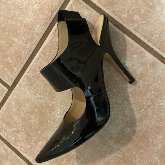 Michael Kors stunning shoes. Black high heel sexy AF. Size 9 - Picture 2 of 4